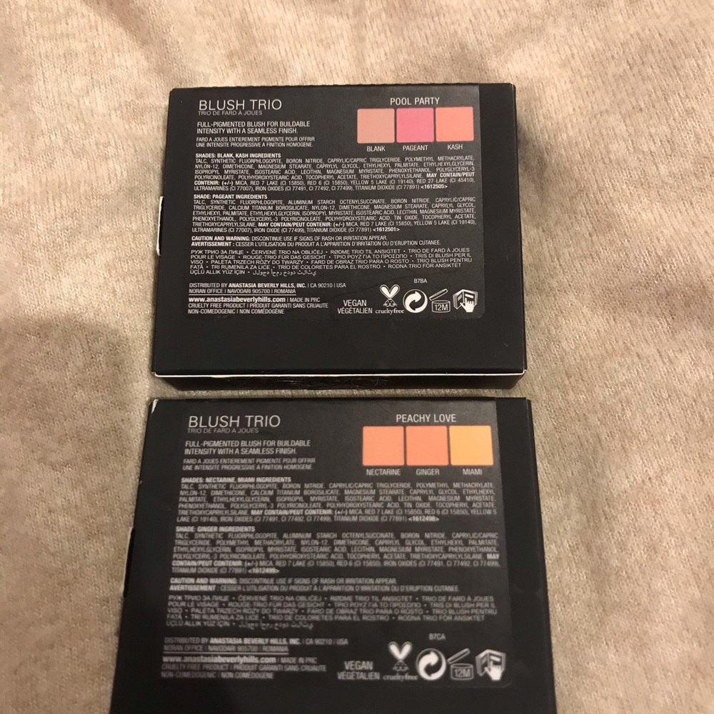 NEW in box Anastasia blushes